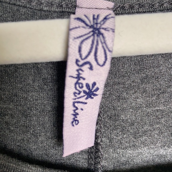 Grey long sleeve top size L - Picture 2 of 4